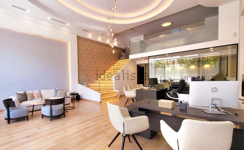 Local comercial en Nueva Andalucía, Marbella, foto 1
